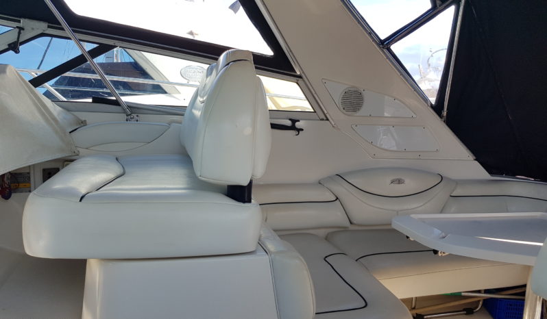 BAYLINER AVANTI EXPRESS 4080 lleno