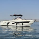 Beneteau Flyer 9 Sundeck en el mar lancha de ocasion en santa pola