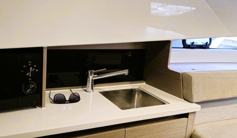 BENETEAU FLYER 9 SD lleno