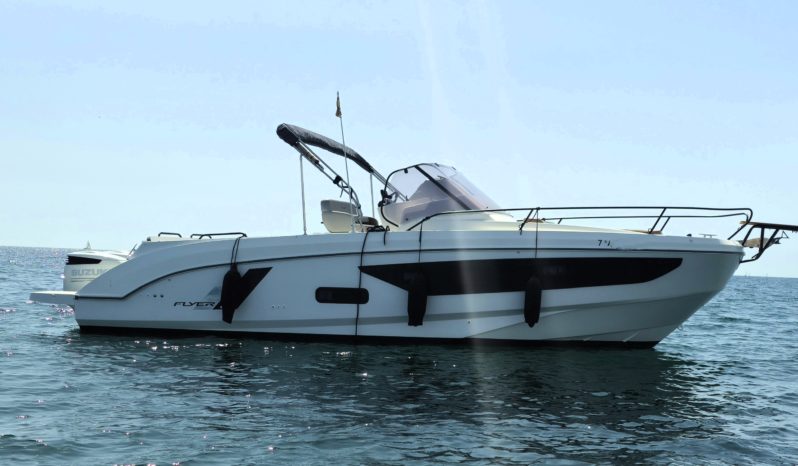 BENETEAU FLYER 9 SD lleno