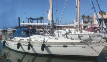 velero de crucero marca Jeanneau sun Odyssey 44