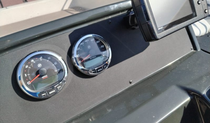 QUICKSILVER ACTIV 605 OPEN lleno