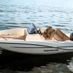 lancha open marca quicksilver con motor fueraborda